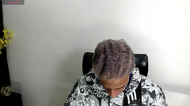 AbrahanBratz online show from 17, 1, 2025