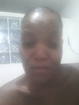 Feathergal69  online show from 18, 2, 2025