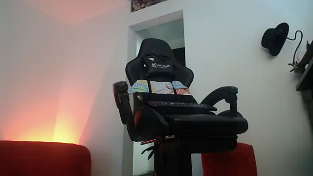 Snapshot of Madame_Shein_ chatting on 28, 2, 2025 Madame Shein  online show from 28, 2, 2025