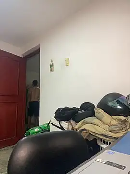 Snapshot of Jestebanano chatting on 28, 10, 2025 Jestebanano online show from 28, 10, 2025