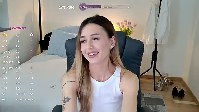 Sophie Enzo online show from 11, 3, 2025