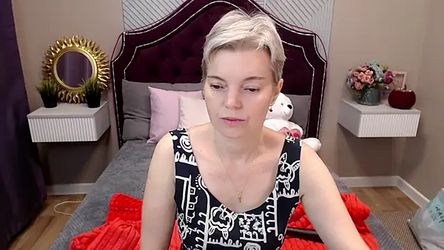 Cutie Erikaa1 online show from 25, 10, 2025