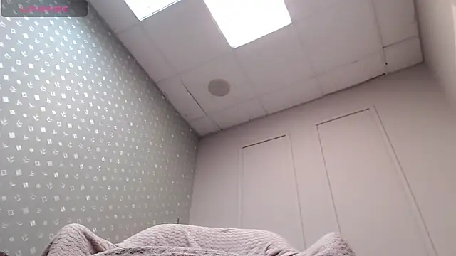 Cutie Erikaa1 online show from 2, 3, 2026