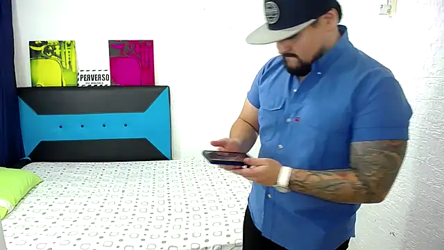 Snapshot of pitbullveryhot chatting on 4, 10, 2025 pitbullveryhot online show from 4, 10, 2025