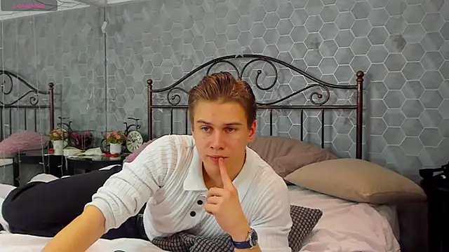 Marcus Swampov online show from 22, 12, 2024