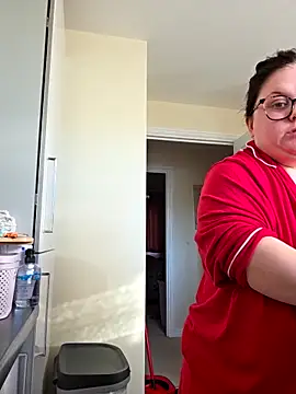 Snapshot of Tallulah-mae-xoxox chatting on 19, 12, 2025 Tallulah-mae-xoxox online show from 19, 12, 2025