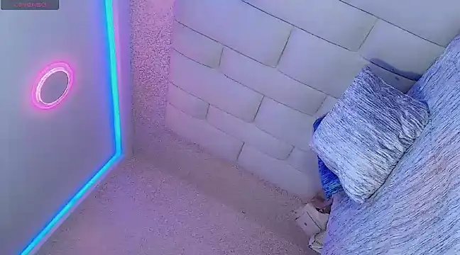 Hallyhott online show from 26, 2, 2025