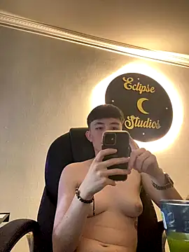 nico 18x online show from 8, 11, 2025