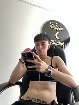 nico 18x online show from 12, 11, 2025