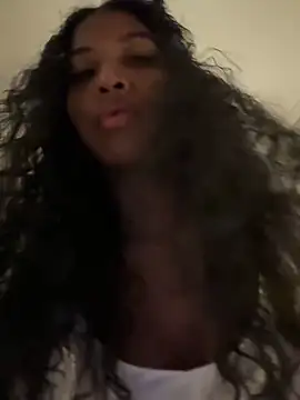 IamCrystal2 online show from 15, 12, 2024