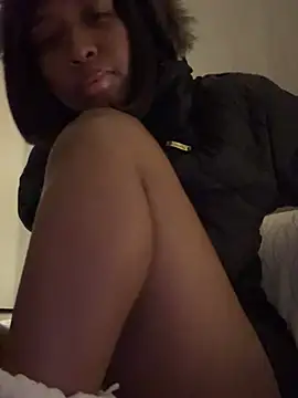 IamCrystal2 online show from 29, 12, 2024