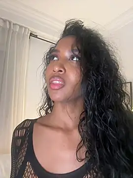 Snapshot of IamCrystal2 chatting on 17, 5, 2026 IamCrystal2 online show from 17, 5, 2026
