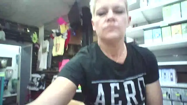 jadegilf1 online show from 18, 4, 2026