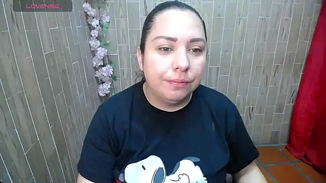 solyeria online show from 3, 6, 2026