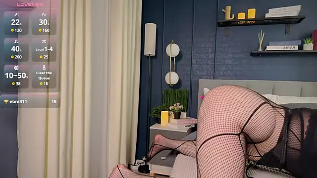 Lella Ryann  online show from 7, 3, 2025