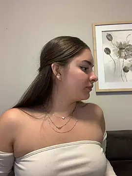 imlindapink online show from 25, 1, 2025