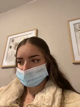 imlindapink online show from 31, 1, 2025