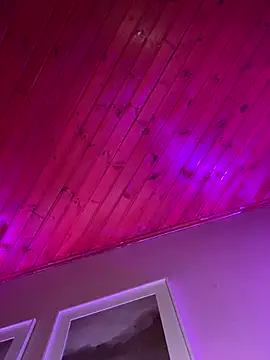 imlindapink online show from 12, 3, 2025