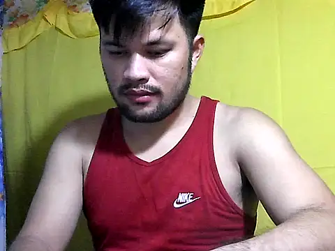 Snapshot of HairyHottestpinoyHandsome chatting on 28, 5, 2026 HairyHottestpinoyHandsome online show from 28, 5, 2026