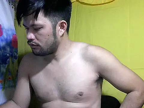Snapshot of HairyHottestpinoyHandsome chatting on 29, 5, 2026 HairyHottestpinoyHandsome online show from 29, 5, 2026
