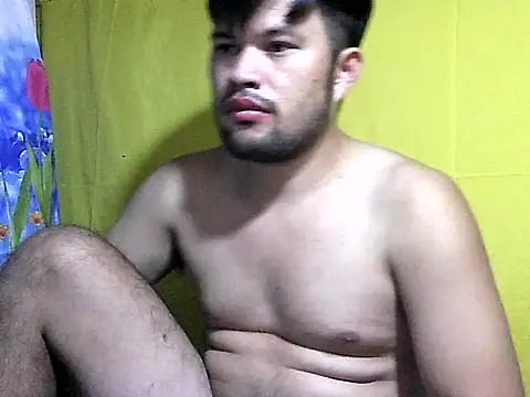 Snapshot of HairyHottestpinoyHandsome chatting on 29, 5, 2026 HairyHottestpinoyHandsome online show from 29, 5, 2026