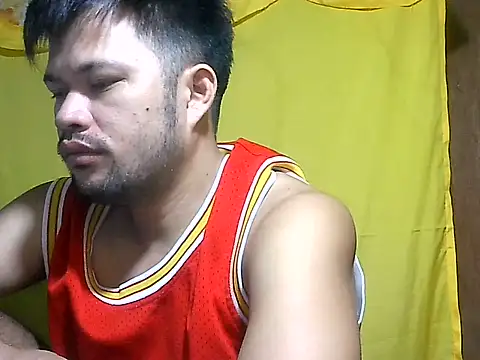 Snapshot of HairyHottestpinoyHandsome chatting on 11, 7, 2026 HairyHottestpinoyHandsome online show from 11, 7, 2026