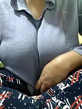 Snapshot of delhi_gril chatting on 8, 1, 2025 delhi gril online show from 8, 1, 2025