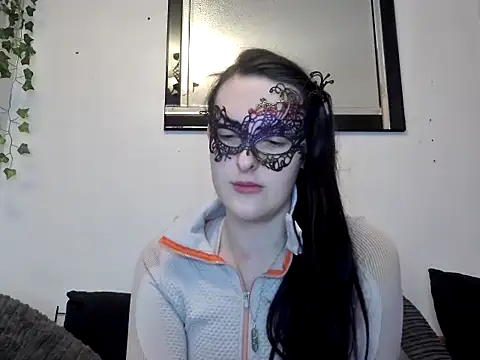 LexiSnowUK online show from 9, 1, 2025