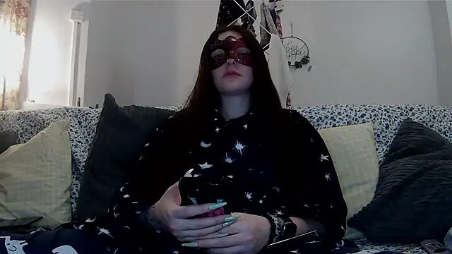 Snapshot of LexiSnowUK chatting on 13, 1, 2026 LexiSnowUK online show from 13, 1, 2026