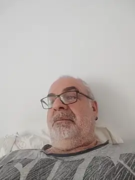 Satiro Sevilla online show from 22, 2, 2026