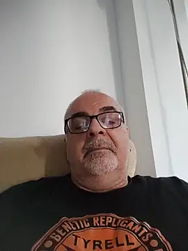 Snapshot of Satiro_Sevilla chatting on 18, 4, 2026 Satiro Sevilla online show from 18, 4, 2026