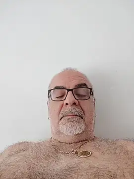 Snapshot of Satiro_Sevilla chatting on 19, 4, 2026 Satiro Sevilla online show from 19, 4, 2026