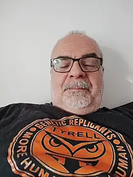 Snapshot of Satiro_Sevilla chatting on 20, 4, 2026 Satiro Sevilla online show from 20, 4, 2026