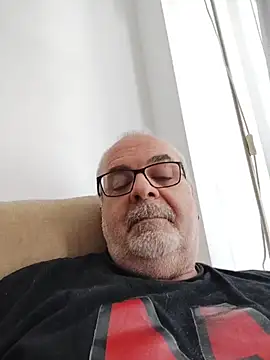 Snapshot of Satiro_Sevilla chatting on 27, 4, 2026 Satiro Sevilla online show from 27, 4, 2026