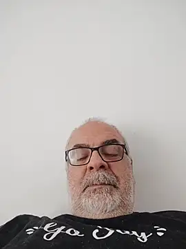 Snapshot of Satiro_Sevilla chatting on 2, 5, 2026 Satiro Sevilla online show from 2, 5, 2026