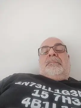 Snapshot of Satiro_Sevilla chatting on 13, 5, 2026 Satiro Sevilla online show from 13, 5, 2026