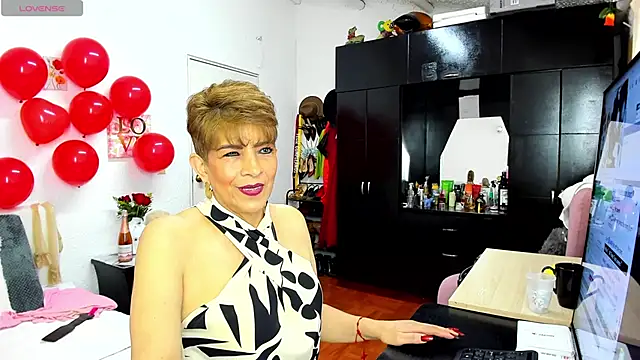 Angelina Stone 65 online show from 16, 2, 2026