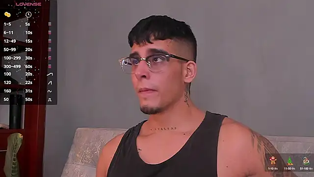 Snapshot of iamcamiloo_ chatting on 17, 12, 2024 iamcamiloo online show from 17, 12, 2024