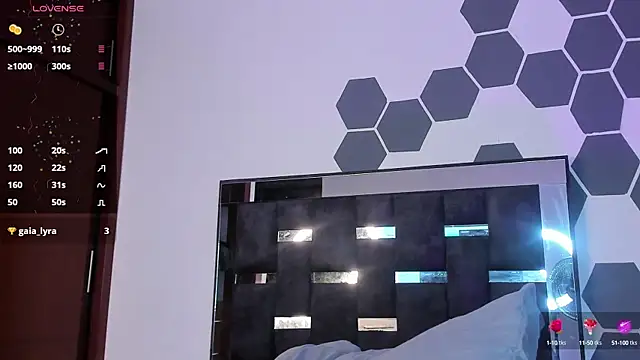 Snapshot of iamcamiloo_ chatting on 4, 2, 2025 iamcamiloo online show from 4, 2, 2025