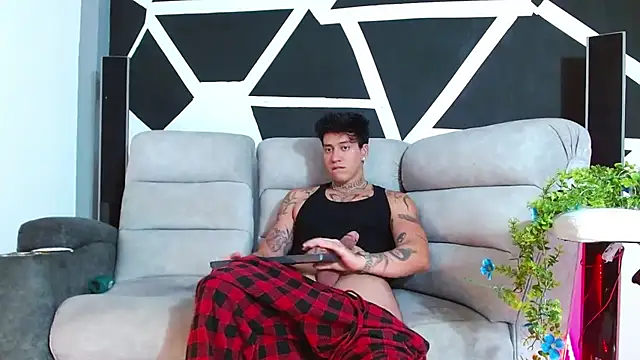 JUSTIN FULLER1 online show from 28, 11, 2025