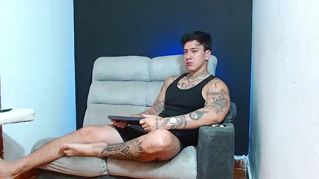 Snapshot of JUSTIN_FULLER1 chatting on 4, 7, 2026 JUSTIN FULLER1 online show from 4, 7, 2026