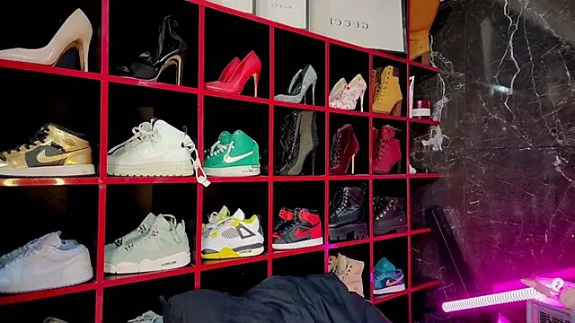 Indianbrownie online show from 11, 3, 2026