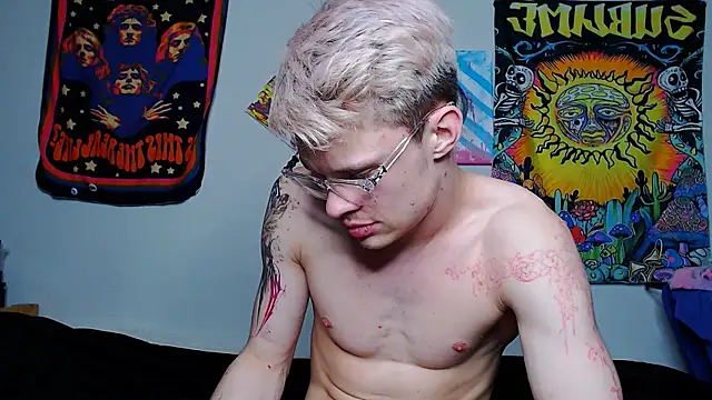 hornyadamsex online show from 24, 3, 2026