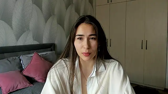 Snapshot of Bambiii_bby chatting on 26, 5, 2026 Bambiii bby online show from 26, 5, 2026