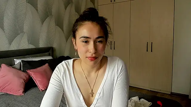 Snapshot of Bambiii_bby chatting on 30, 5, 2026 Bambiii bby online show from 30, 5, 2026