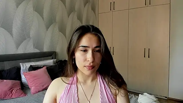 Snapshot of Bambiii_bby chatting on 10, 6, 2026 Bambiii bby online show from 10, 6, 2026