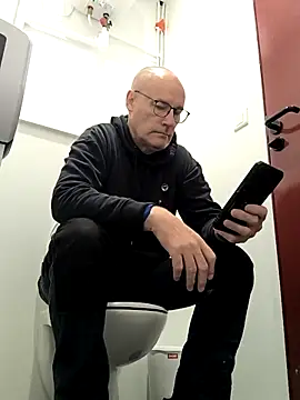 bogland33 online show from 8, 10, 2025