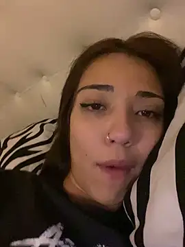 kittyprettybby online show from 31, 10, 2025