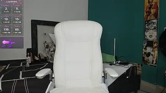 Snapshot of kinky_polar chatting on 18, 2, 2026 kinky polar online show from 18, 2, 2026