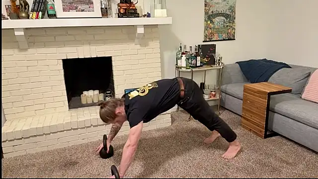 Snapshot of DaddydayDrinkzz chatting on 3, 12, 2024 DaddydayDrinkzz online show from 3, 12, 2024